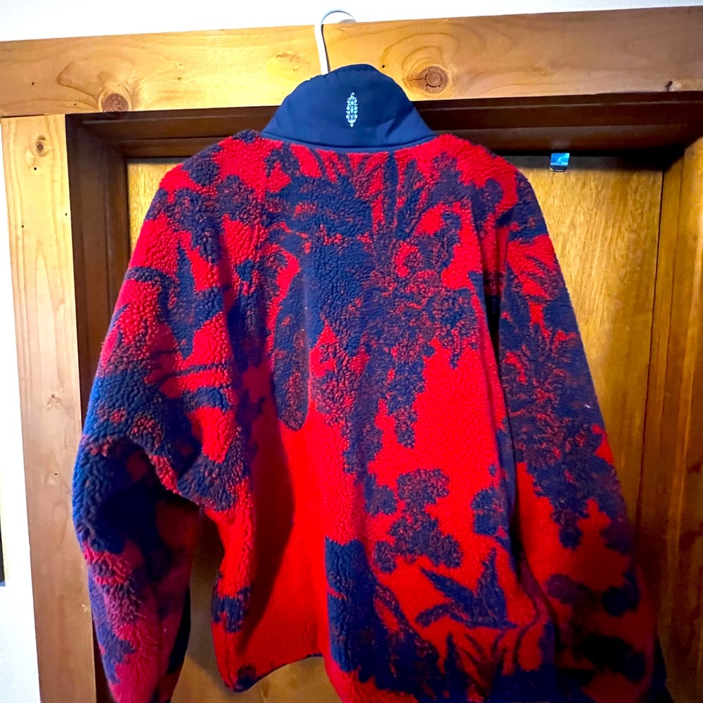 Free People Fleece Jacket, size L.